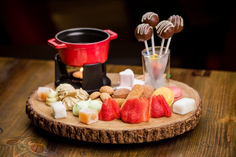 dustys_candy-station-1