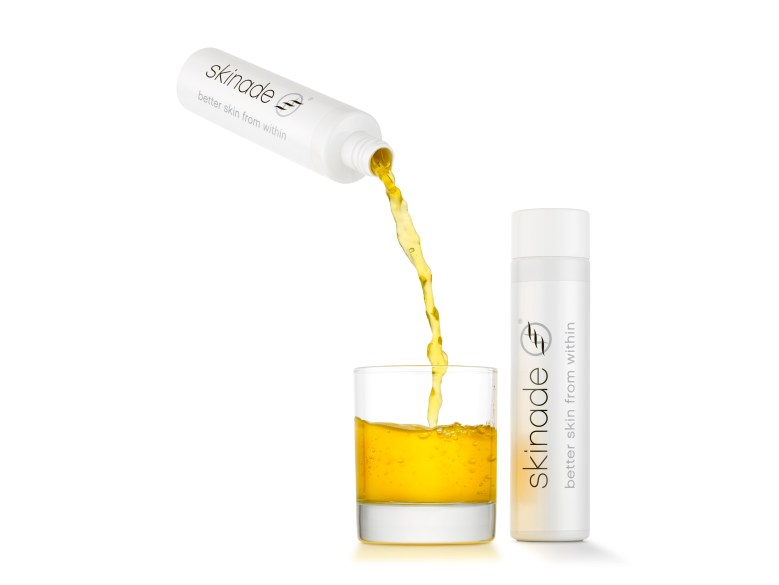 pour-and-product-white-1