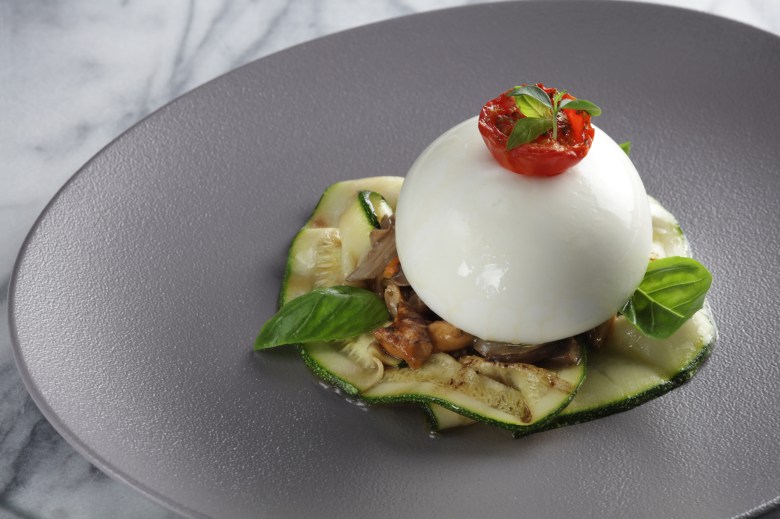 BiCE_ Burrata cheese, cherry tomato & pesto sauce.JPG