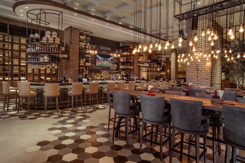 Amwaj Rotana - JB's Gastropub